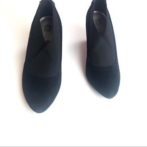 ANNE KLEIN IFLEX BLACK SUEDE WEDGE BOOTIES
